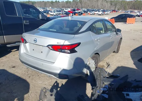 2021 Nissan Versa Sv Xtronic Cvt z USA, uszkodzony, nr VIN 3N1CN8EV8ML922674